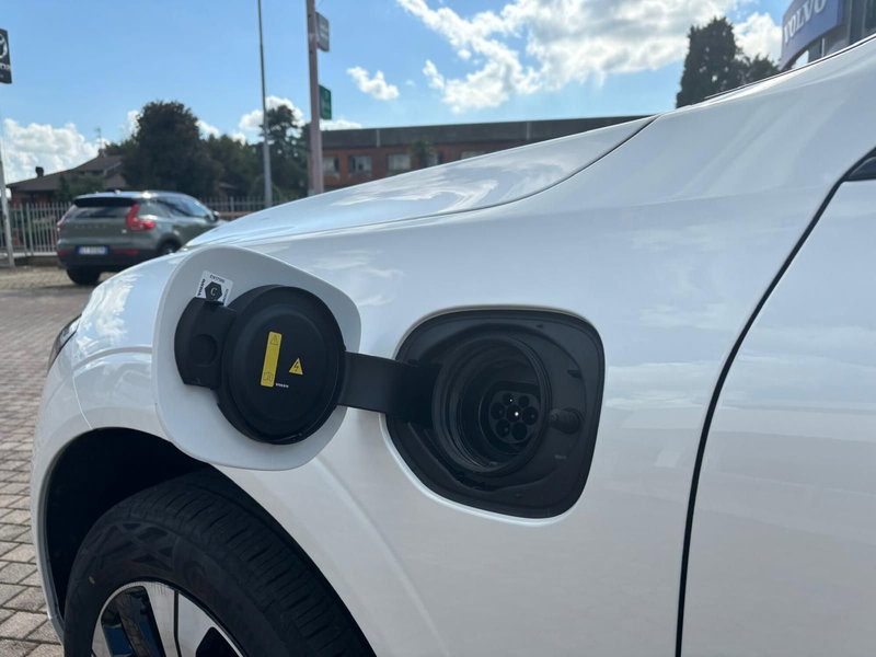 Volvo XC60 usata a Vercelli (9)