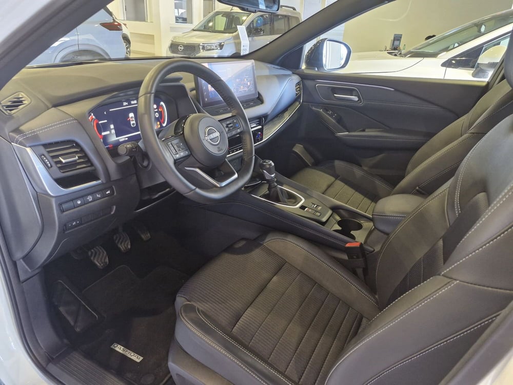 Nissan Qashqai usata a Vercelli (14)