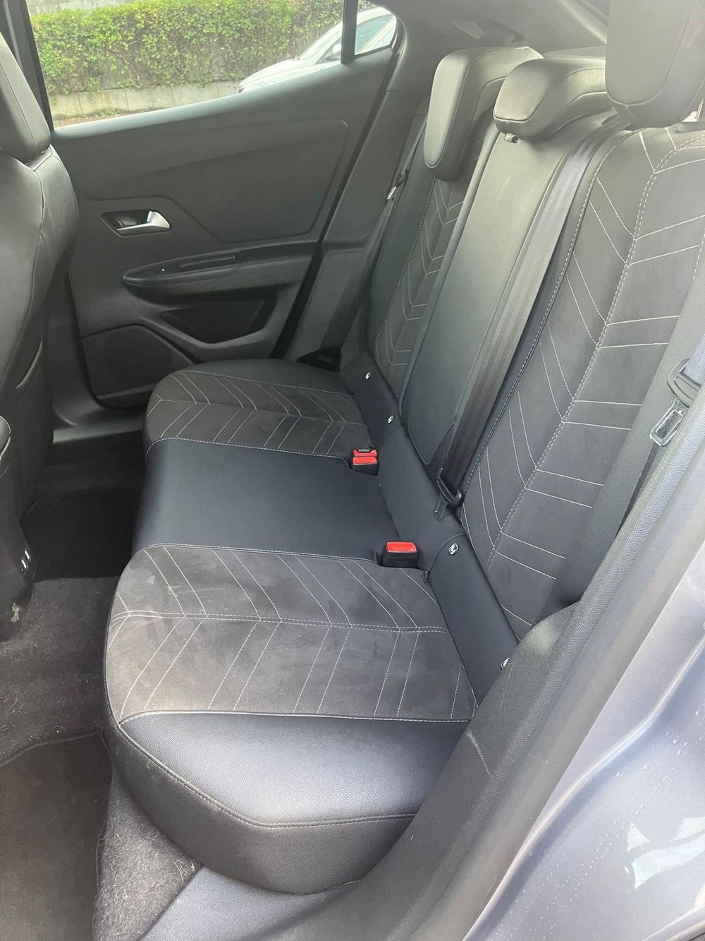 Opel Mokka usata a Lucca (9)