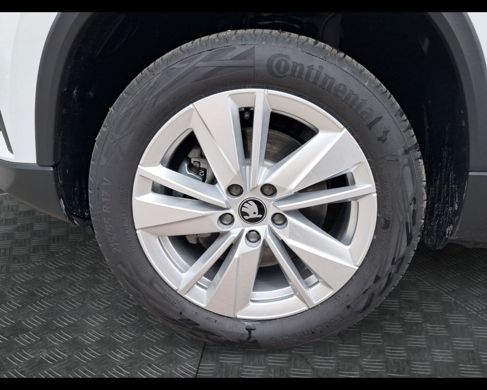 Skoda Karoq nuova a Ravenna (9)