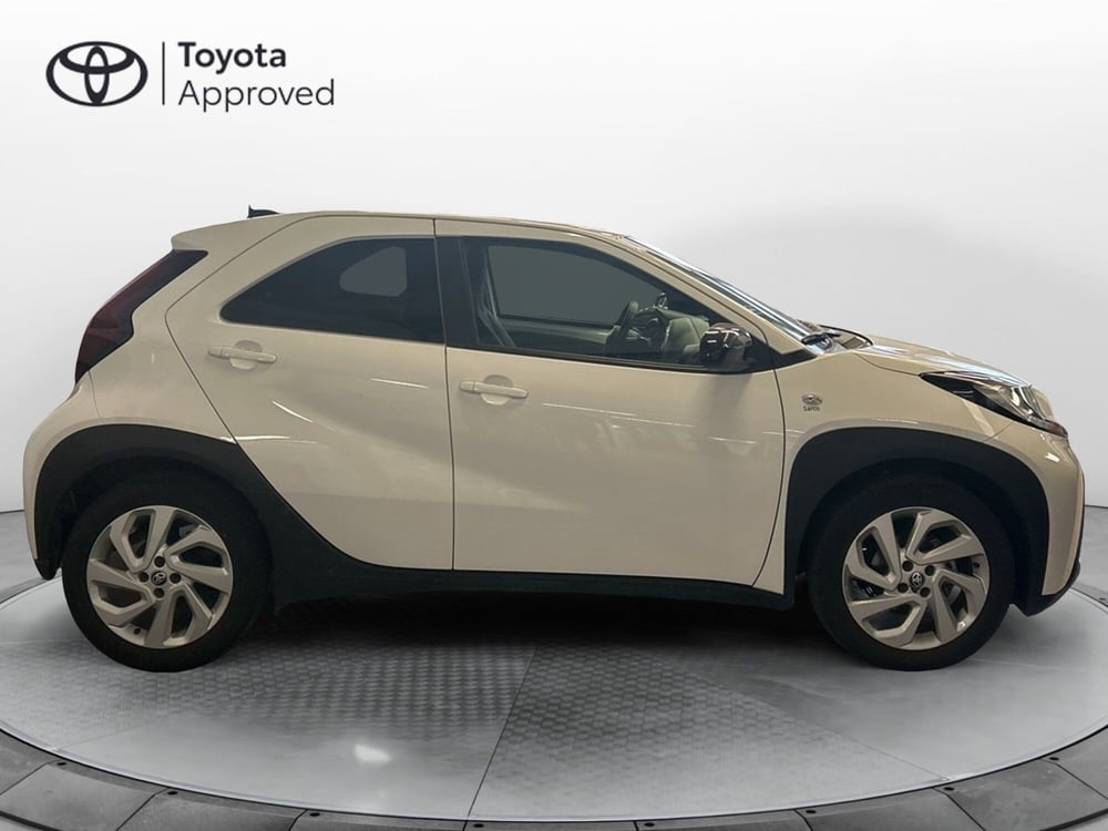 Toyota Aygo X usata a Bergamo (14)