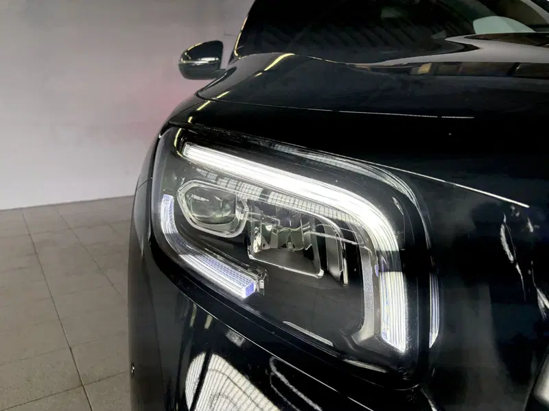 Mercedes-Benz GLB usata a Milano (19)