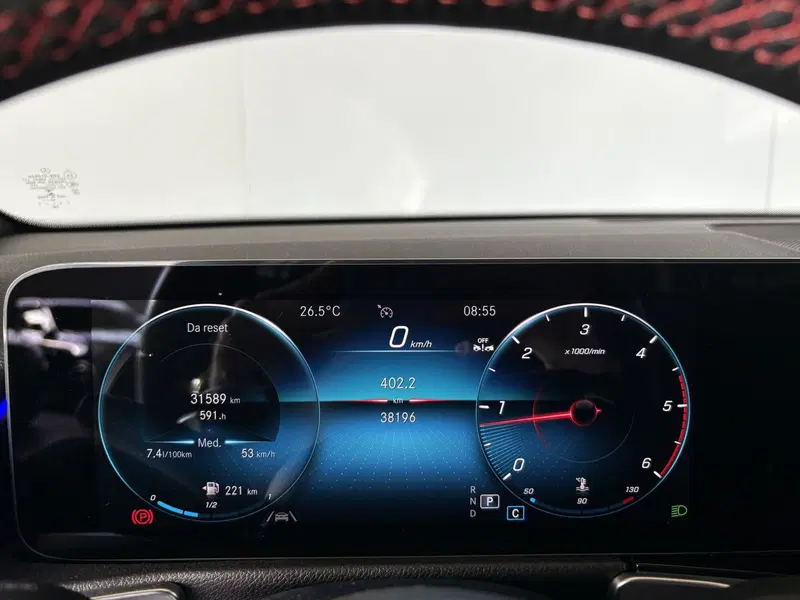 Mercedes-Benz GLB usata a Milano (9)