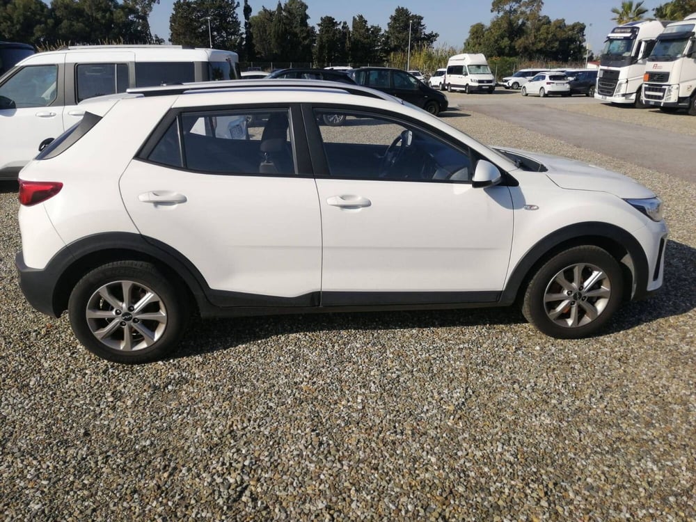 Kia Stonic usata a Salerno (9)