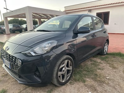 Hyundai i10 1.0 MPI AT Tech del 2023 usata a Fisciano
