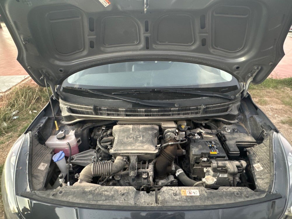 Hyundai i10 usata a Salerno (14)
