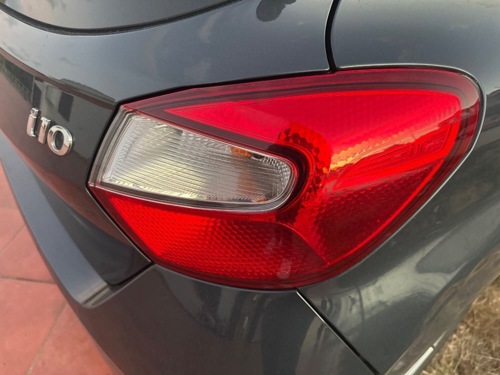 Hyundai i10 usata a Salerno (16)