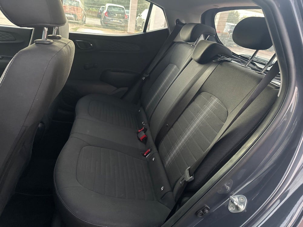 Hyundai i10 usata a Salerno (7)