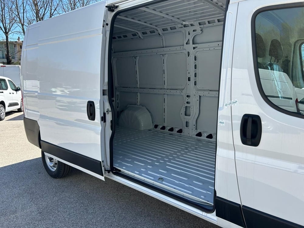 Peugeot Boxer Furgone nuova a Salerno (13)