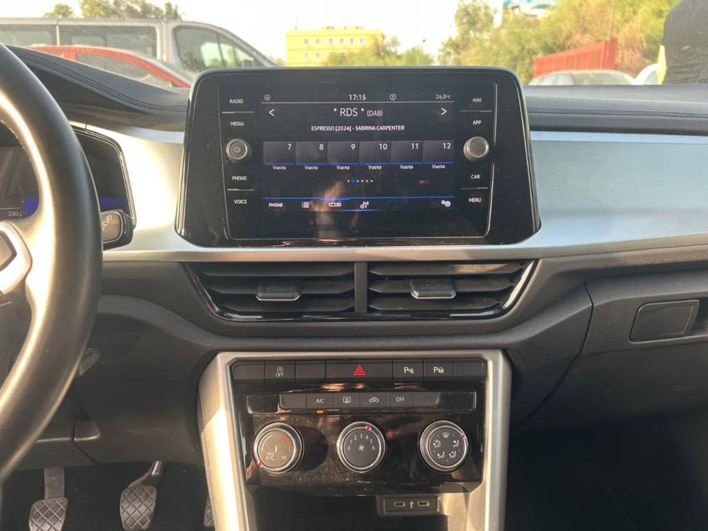 Volkswagen T-Roc usata a Salerno (17)
