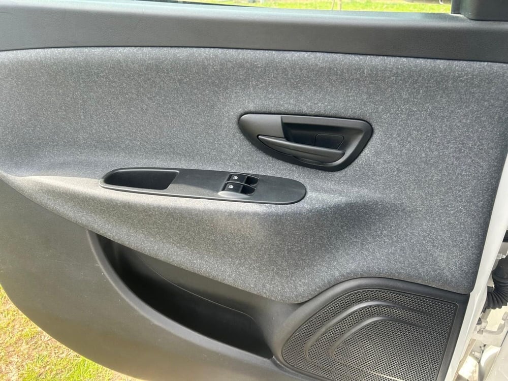Lancia Ypsilon usata a Salerno (20)