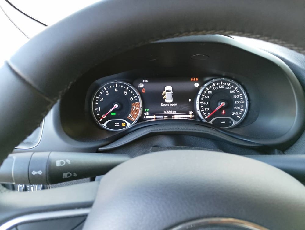 Jeep Renegade usata a Salerno (8)