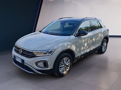 Volkswagen T-Roc 1.0 TSI Life del 2023 usata a Fisciano