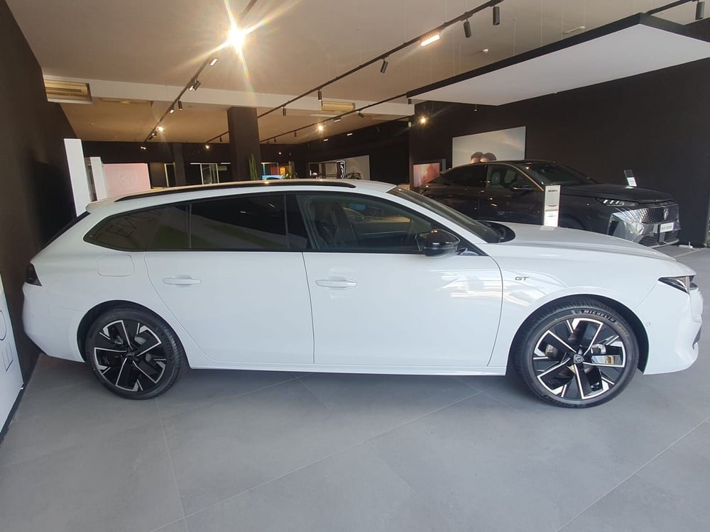 Peugeot 508 SW nuova a Frosinone (4)