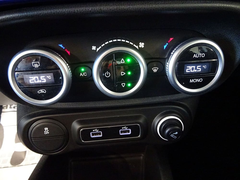 Fiat 500L usata a Lucca (12)