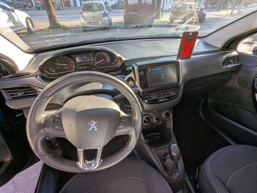 Peugeot 208 usata a Parma (11)