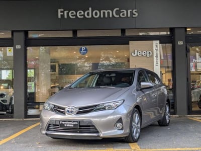 Toyota Auris 1.8 Hybrid Active Plus del 2015 usata a Parma