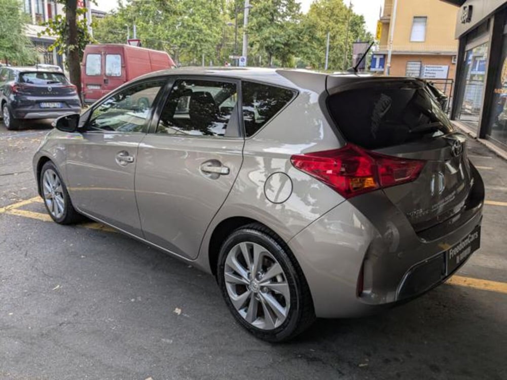 Toyota Auris usata a Parma (9)
