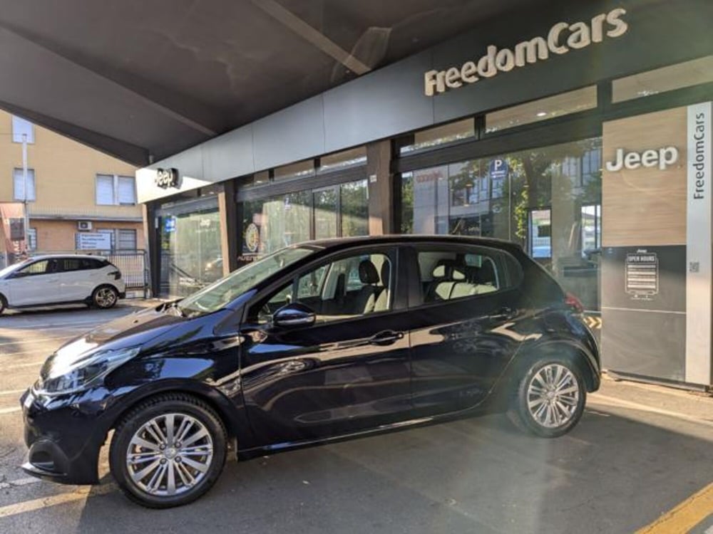 Peugeot 208 usata a Parma (4)