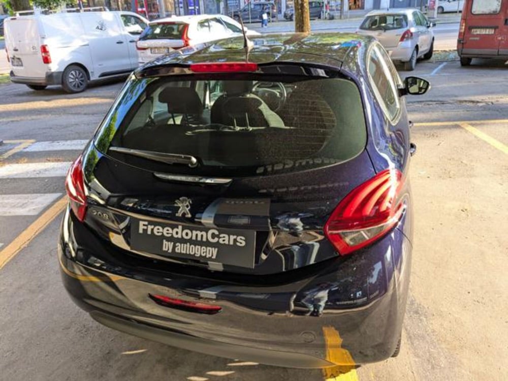 Peugeot 208 usata a Parma (7)