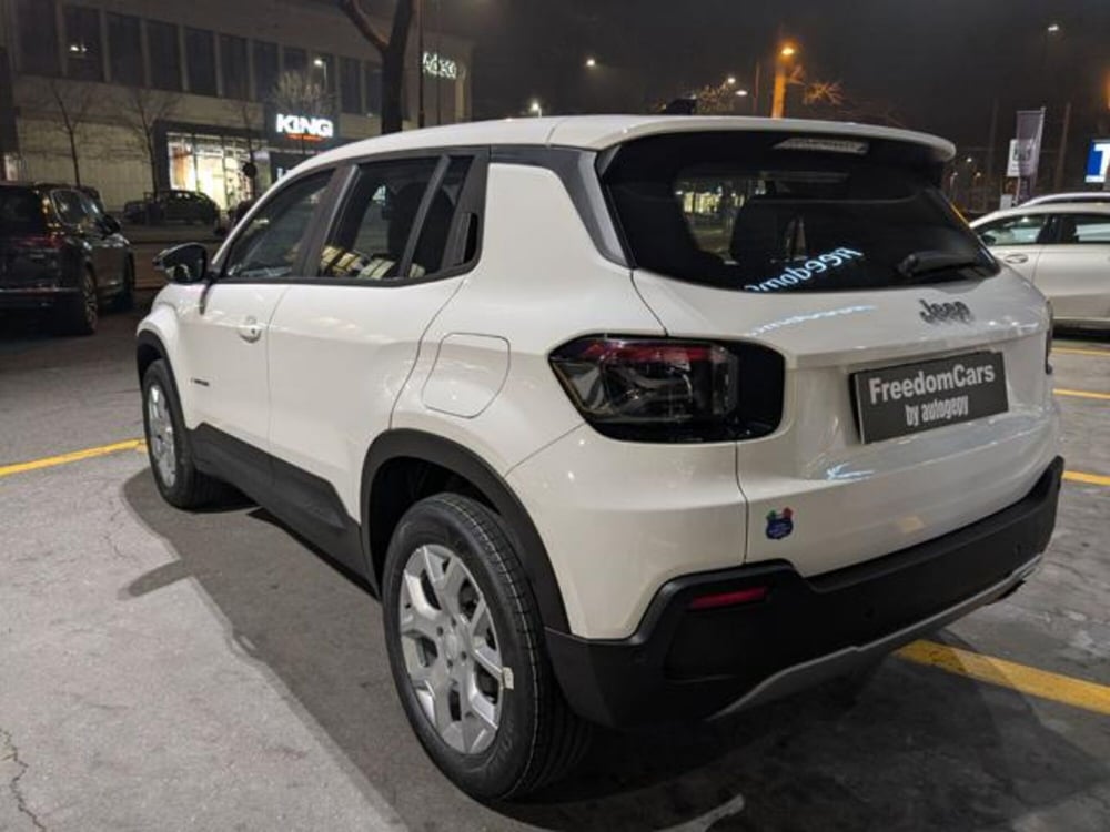 Jeep Avenger nuova a Parma (9)