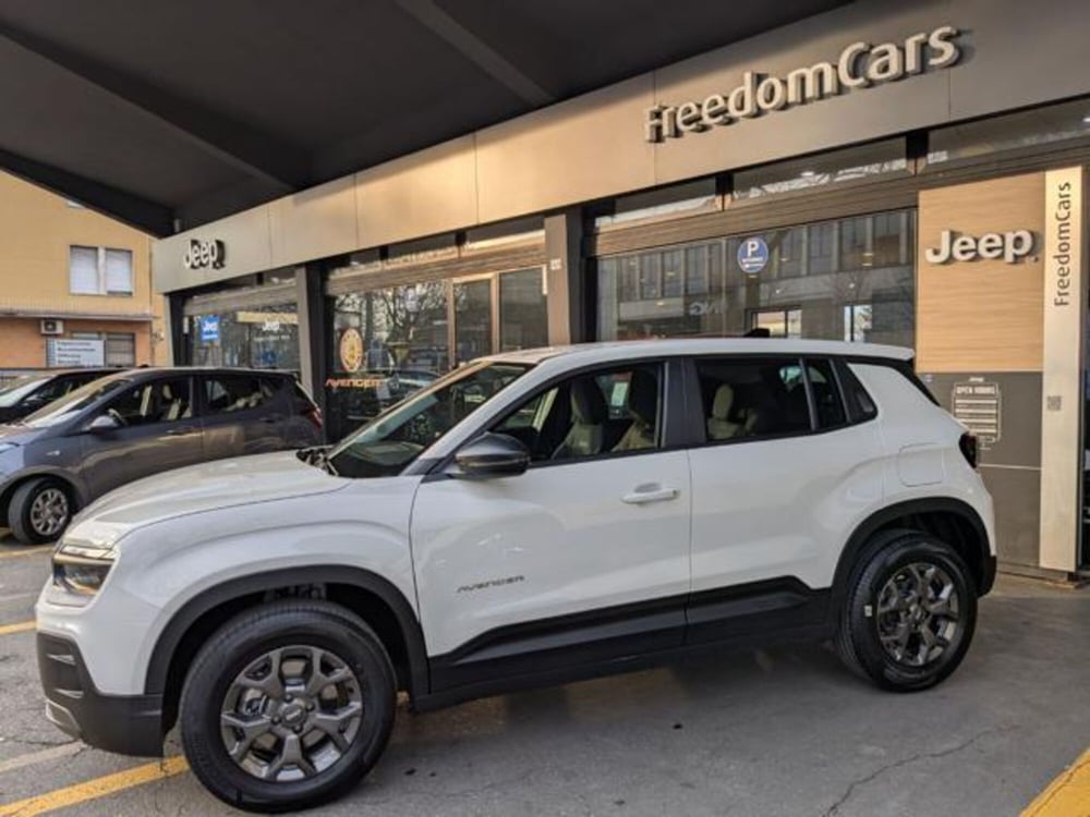 Jeep Avenger nuova a Parma (4)