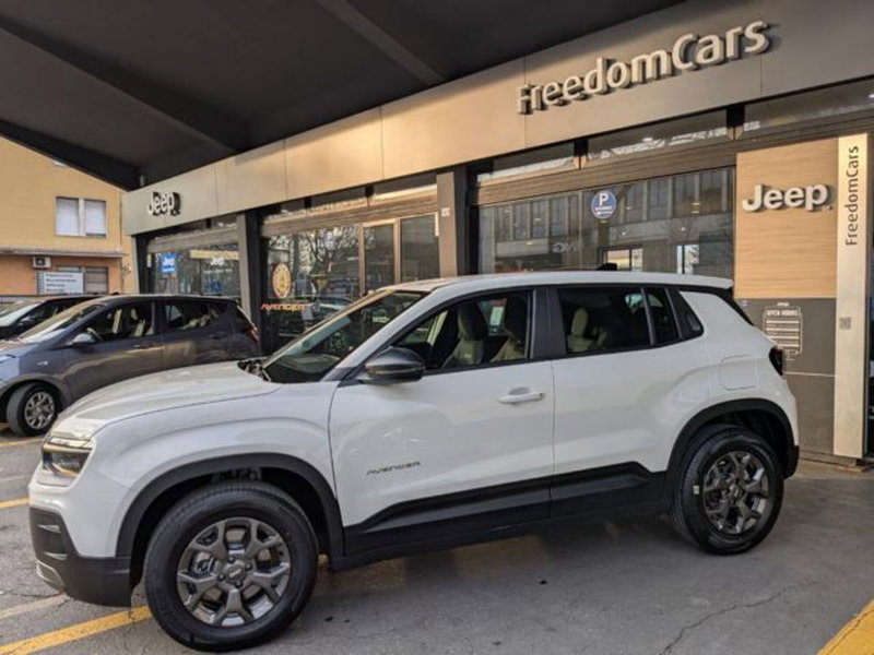 Jeep Avenger nuova a Parma (4)