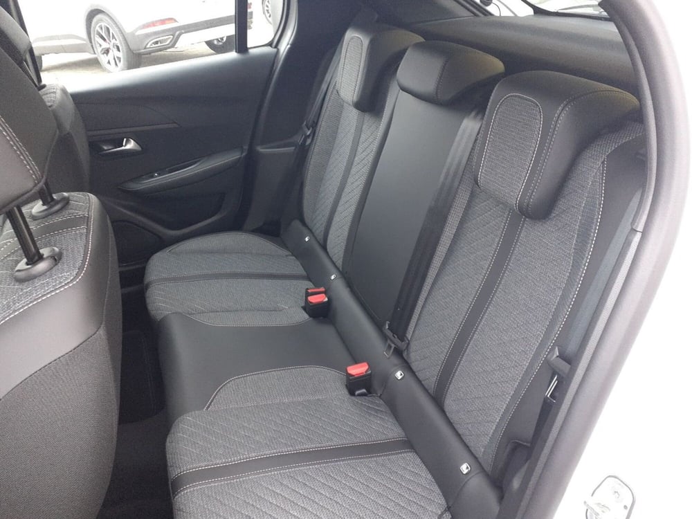 Peugeot 208 nuova a Parma (17)
