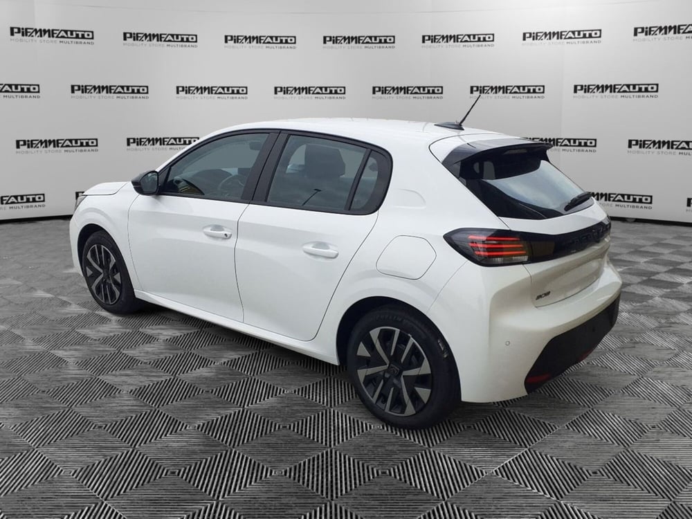 Peugeot 208 nuova a Parma (3)