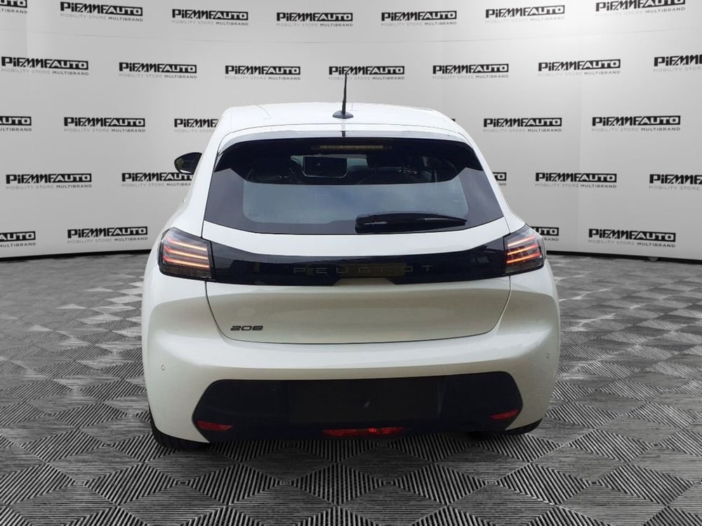 Peugeot 208 nuova a Parma (4)
