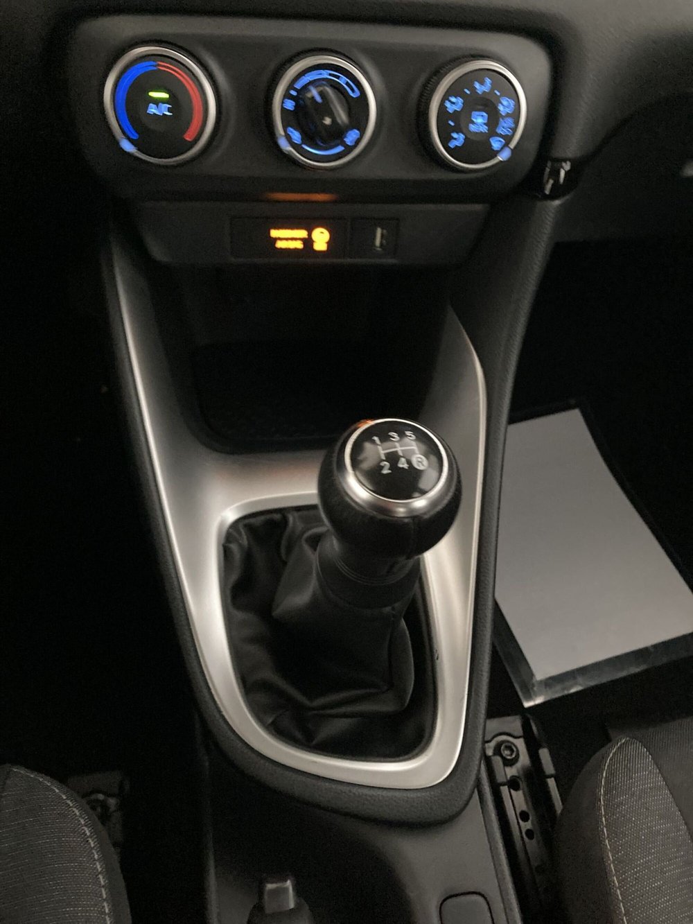 Toyota Yaris usata a Barletta-Andria-Trani (14)