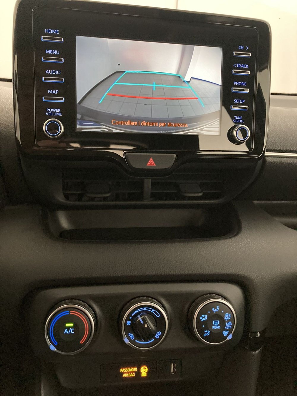 Toyota Yaris usata a Barletta-Andria-Trani (15)