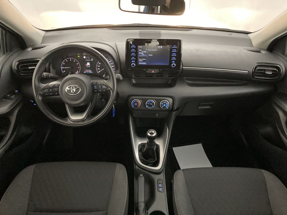 Toyota Yaris usata a Barletta-Andria-Trani (16)