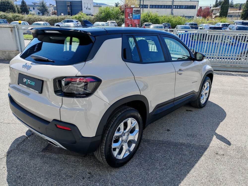 Jeep Avenger nuova a Arezzo (6)