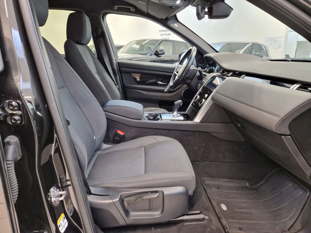 Land Rover Discovery Sport usata a Modena (3)