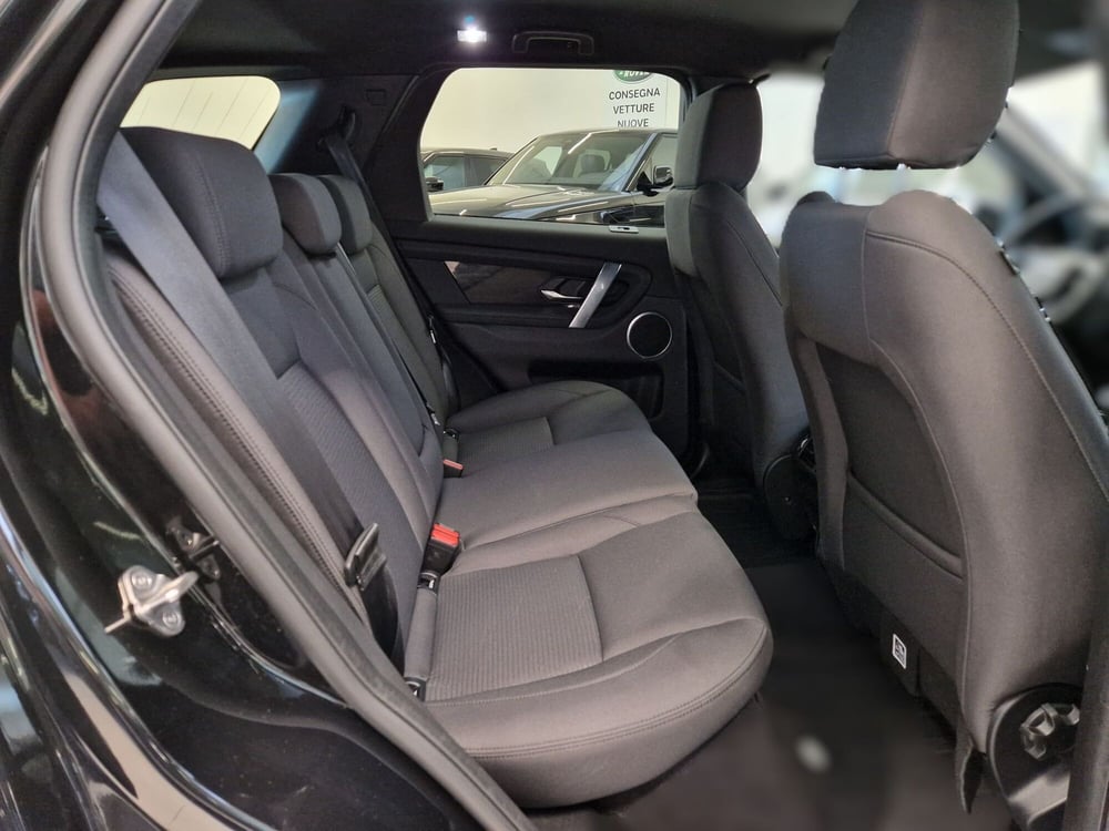 Land Rover Discovery Sport usata a Modena (5)