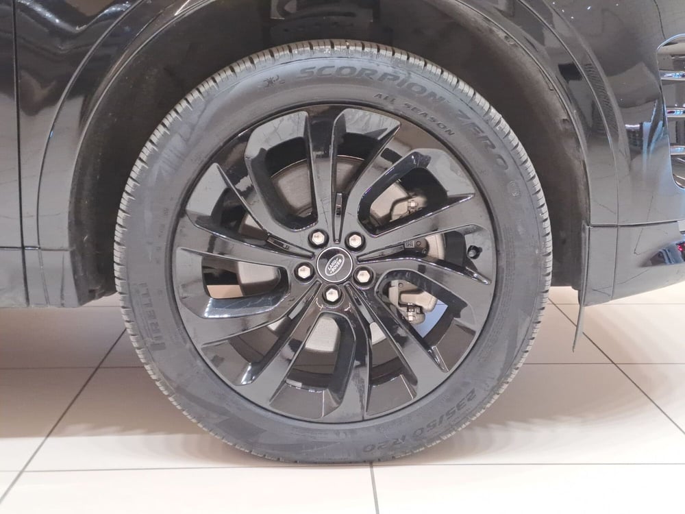 Land Rover Discovery Sport usata a Pavia (9)
