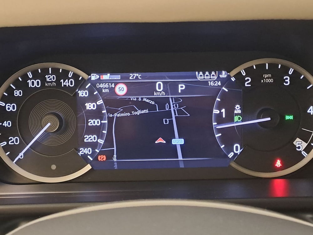 Land Rover Defender usata a Pavia (10)