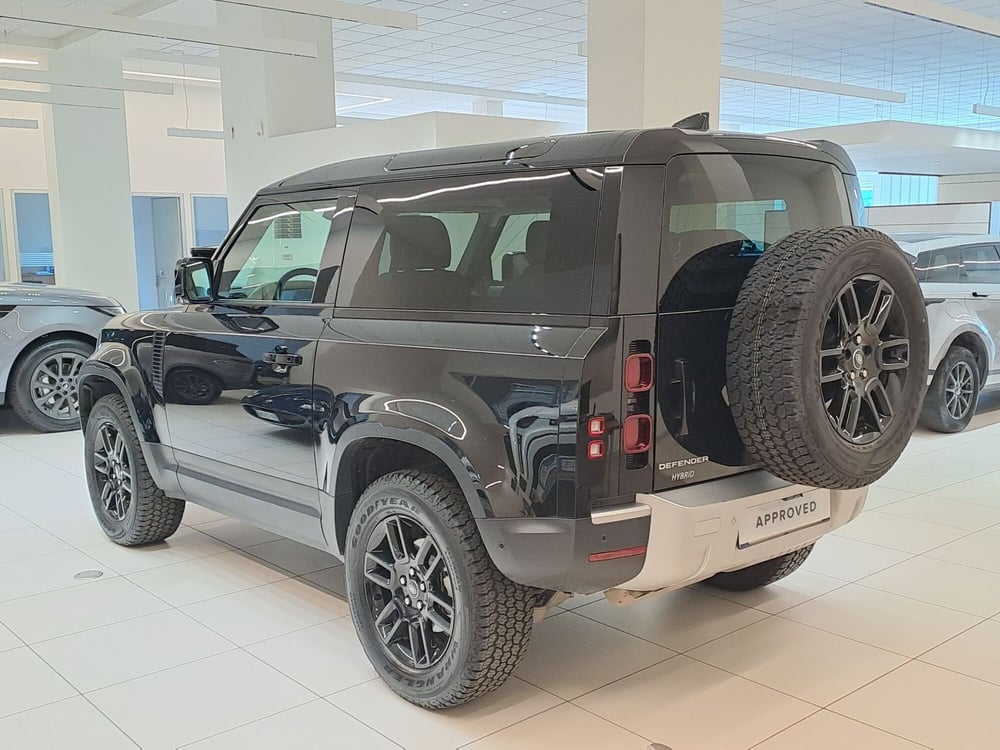 Land Rover Defender usata a Pavia (15)