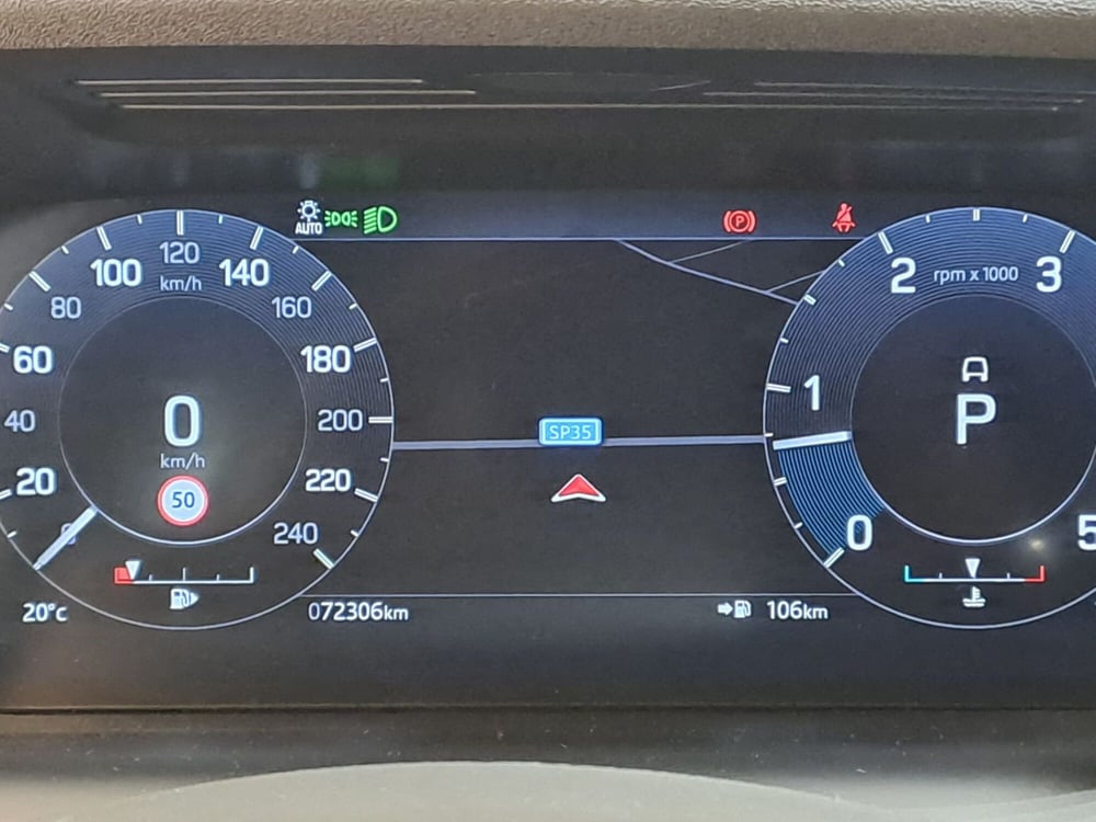 Land Rover Discovery Sport usata a Pavia (11)