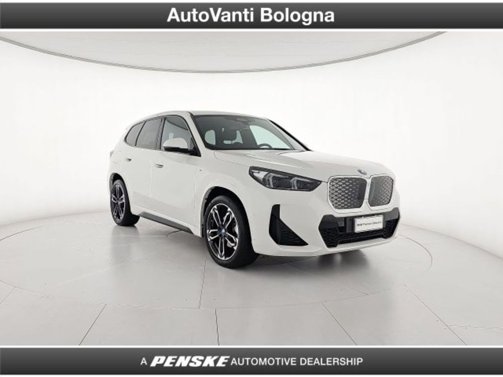 BMW iX1 usata a Bologna (7)