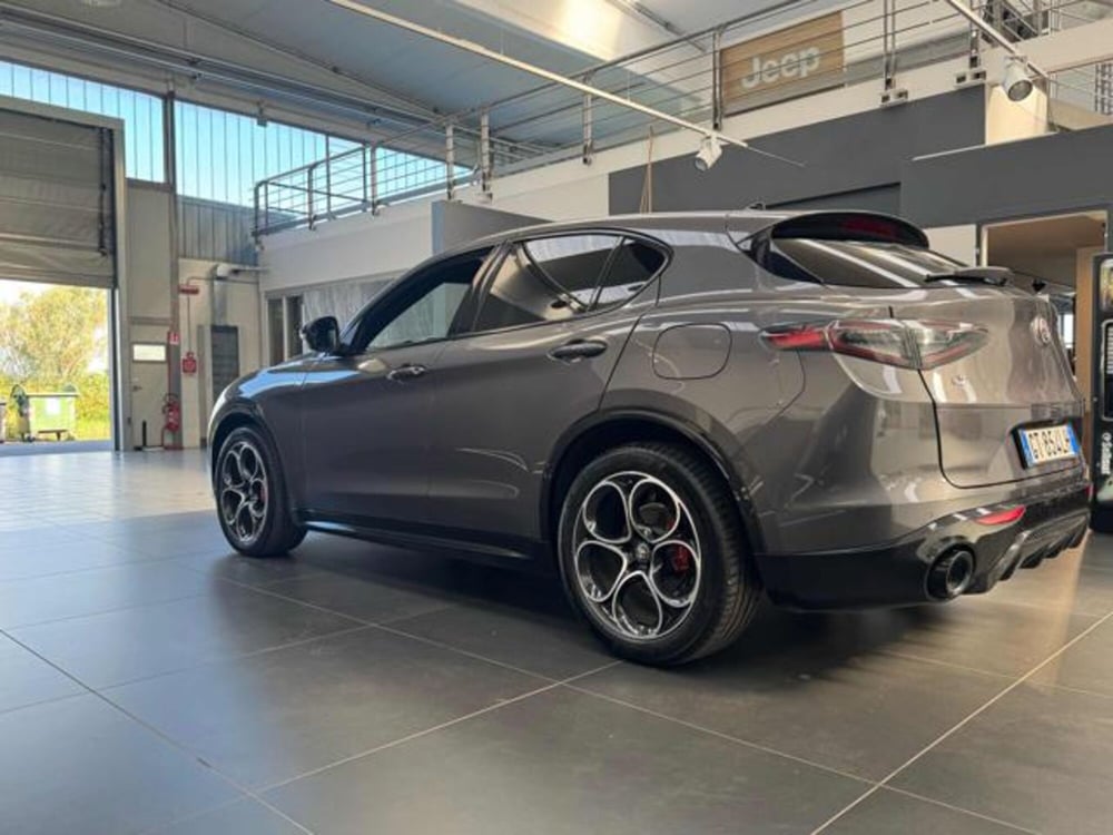 Alfa Romeo Stelvio usata a Vercelli (5)