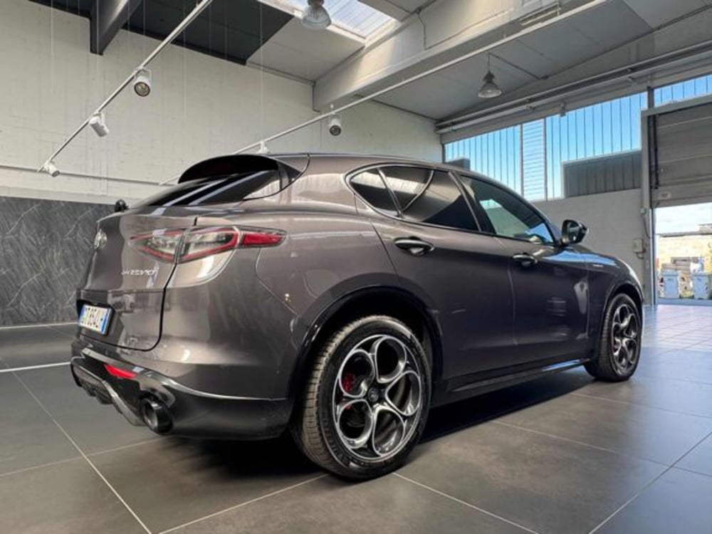 Alfa Romeo Stelvio usata a Vercelli (7)