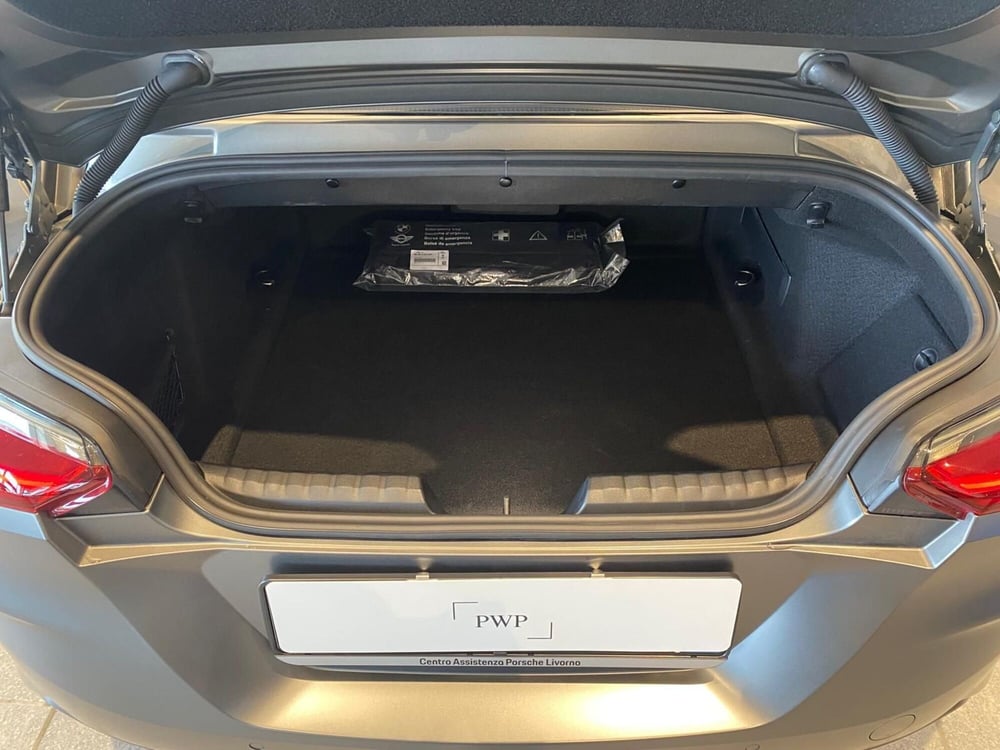 BMW Z4 Cabrio usata a Firenze (14)