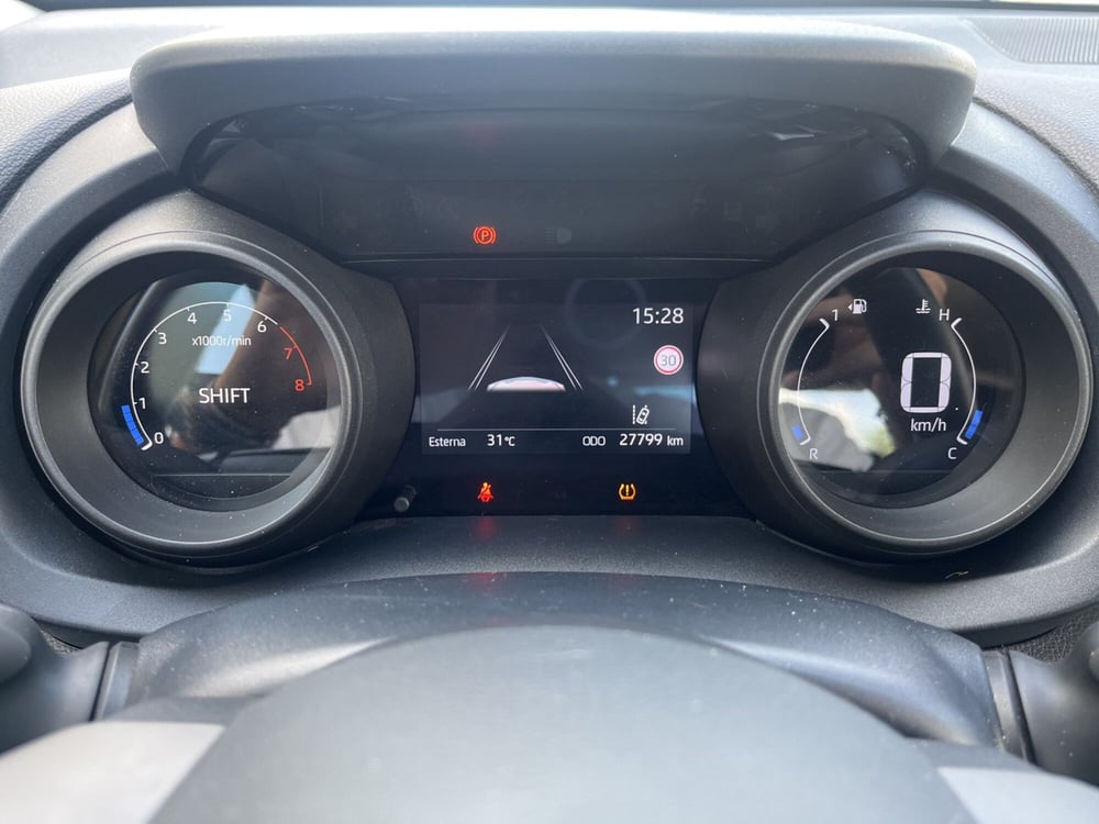 Toyota Yaris usata a Ragusa (11)