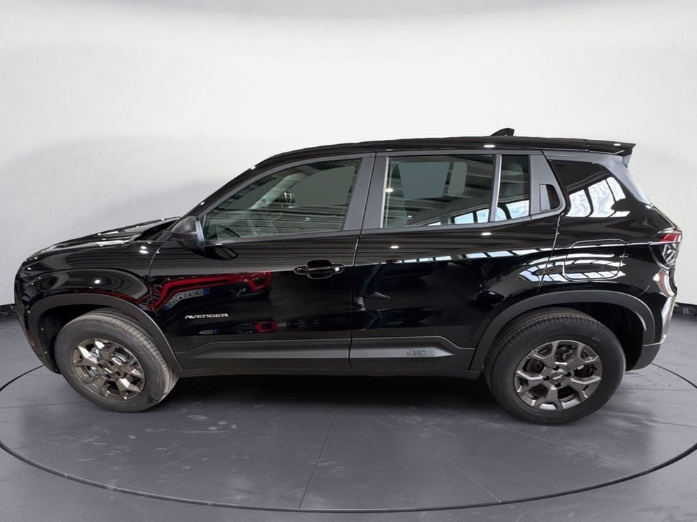 Jeep Avenger nuova a Caltanissetta (2)