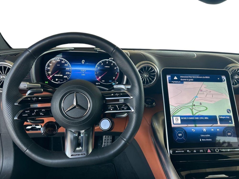 Mercedes-Benz SL usata a Bari (11)