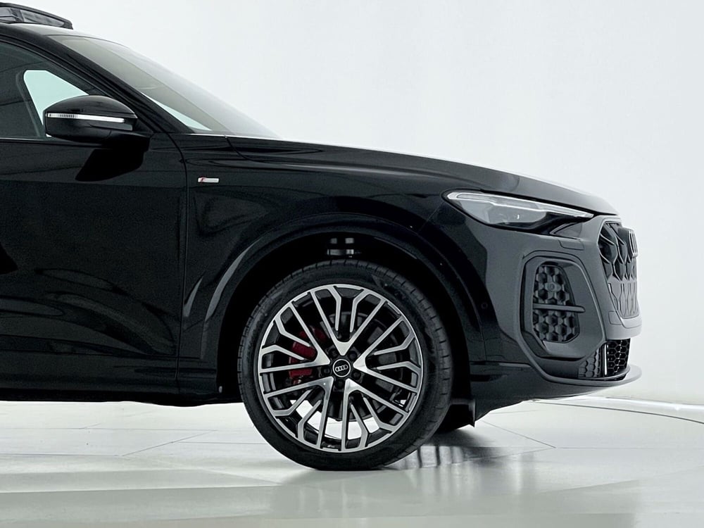 Audi Q5 nuova a Perugia (8)