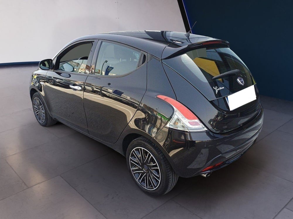 Lancia Ypsilon usata a Frosinone (3)