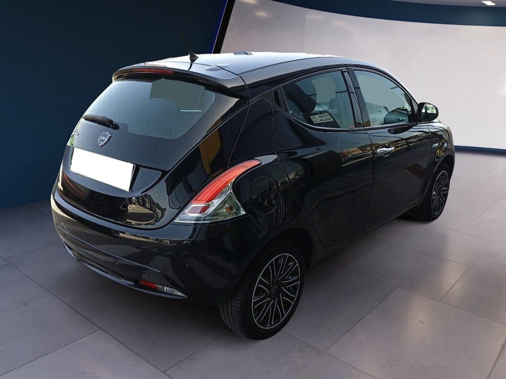 Lancia Ypsilon usata a Frosinone (4)